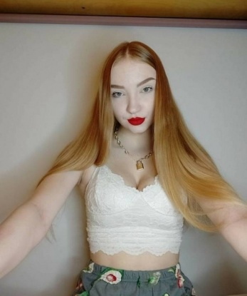 Соблазнительная блондинка приглашает к себе джентльмена для приятного времяпрепровождения. Возможно все, что захочешь - достаточно лишь позвонить мне! 1056, 20 лет